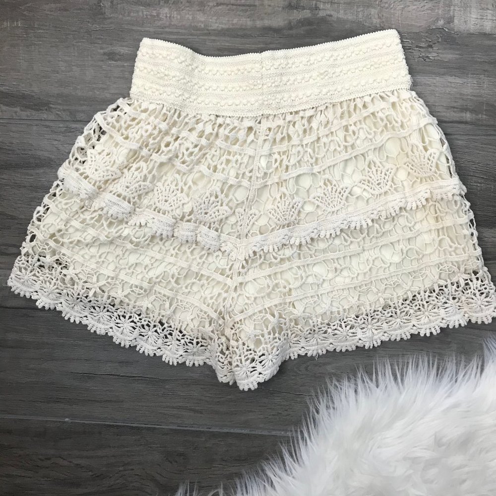 Blue Island Beige Crochet Shorts XL - Picture 4 of 5